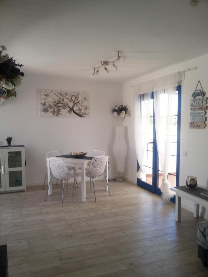 Delia Apartment